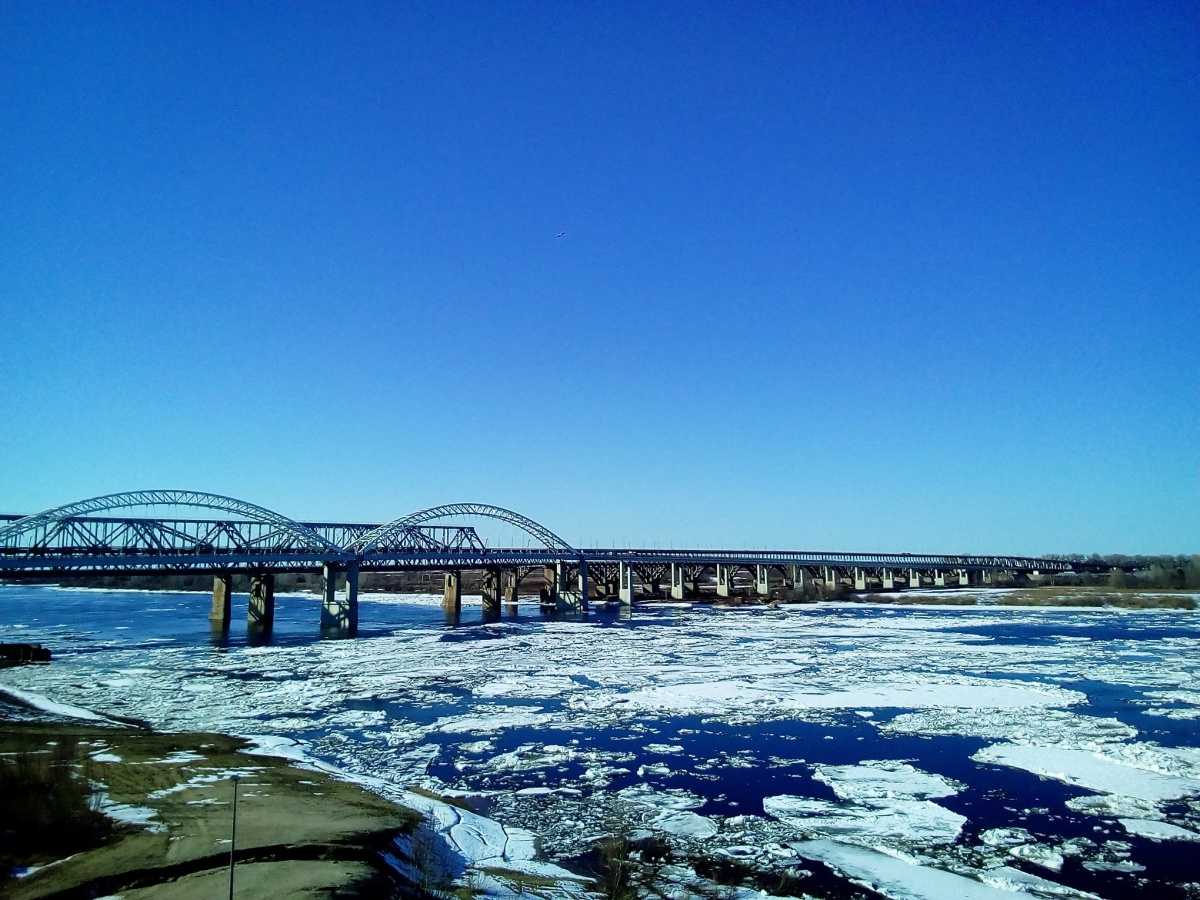 Императорский мост в Ульяновске зимой
