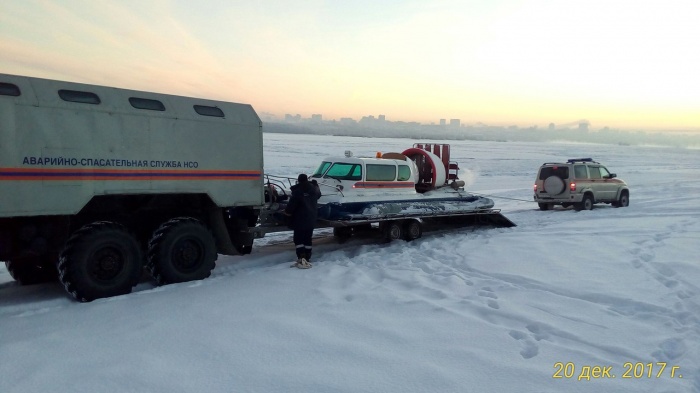 Спасатели прочесали на лодке всю Обь от Заельцовского парка до Северного объезда Спасатели прочесали на лодке всю Обь от Заельцовского парка до Северного объезда