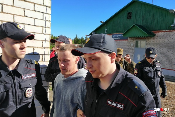 Мужчина в зелёной кепке — Михаил Габов Мужчина в зелёной кепке — Михаил Габов