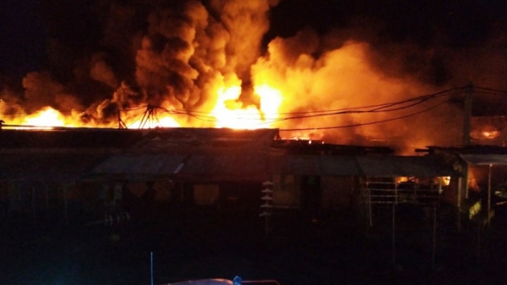 «Ущерб больше 23 миллионов»: в Челябинской области после дня города сгорела центральная ярмарка