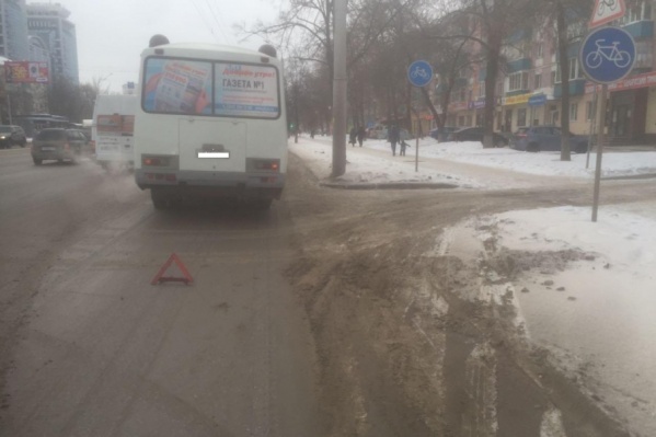 До светофора мужчина не дошел 150 метров До светофора мужчина не дошел 150 метров