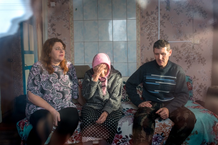 Анна Васильевна Поспелова, или баба Нюра, живёт у супругов Ревуновых уже больше 15 лет Анна Васильевна Поспелова, или баба Нюра, живёт у супругов Ревуновых уже больше 15 лет