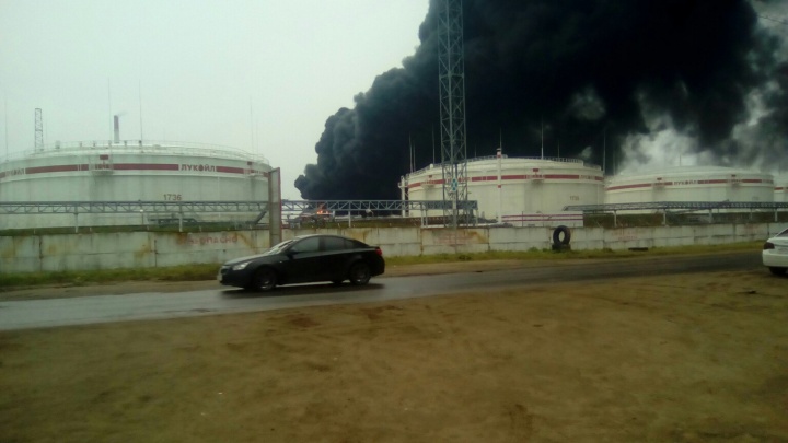 Глеб Никитин поручил оказать помощь пострадавшим при пожаре на заводе «Лукойла»
