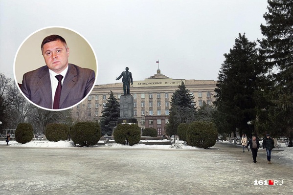Денис Станиславов оставил пост мэра Шахт в 2015 году Денис Станиславов оставил пост мэра Шахт в 2015 году