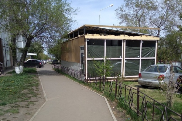 Павильоны после сноса появляются в совсем неожиданных местах Павильоны после сноса появляются в совсем неожиданных местах