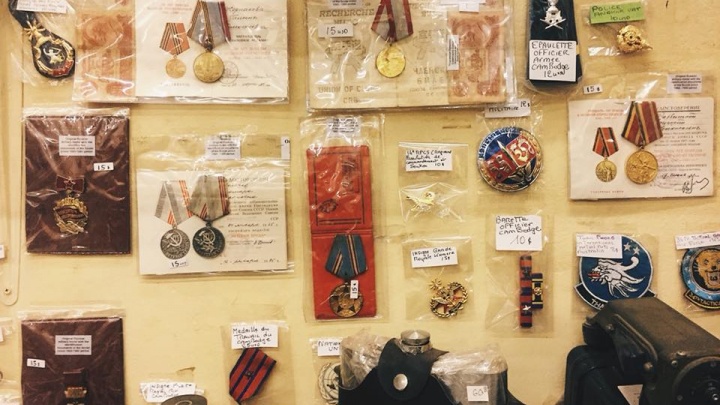 Екатеринбуржец нашёл советские медали в лавке в Камбодже и сейчас ищет их хозяев