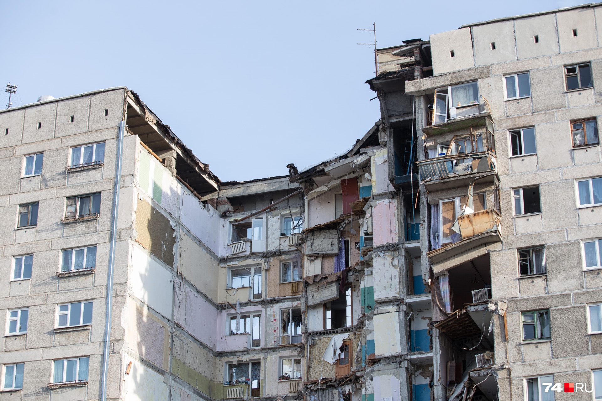 Магнитогорск декабрь. Взрыв жилого дома в Магнитогорске (2018). Взрыв в Магнитогорске 31 декабря. Карла Маркса 164 Магнитогорск трагедия. Дом в Магнитогорске после взрыва.