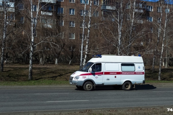 Пострадавшего ребёнка увезли на скорой Пострадавшего ребёнка увезли на скорой