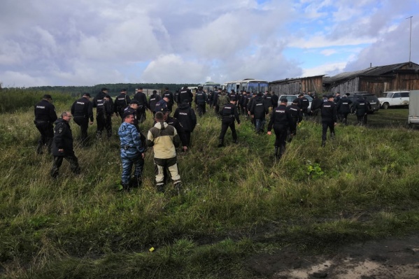 Волонтёров, которые постоянно участвуют в поисках пропавших, удивило число брошенных на поиски сотрудников полиции Волонтёров, которые постоянно участвуют в поисках пропавших, удивило число брошенных на поиски сотрудников полиции