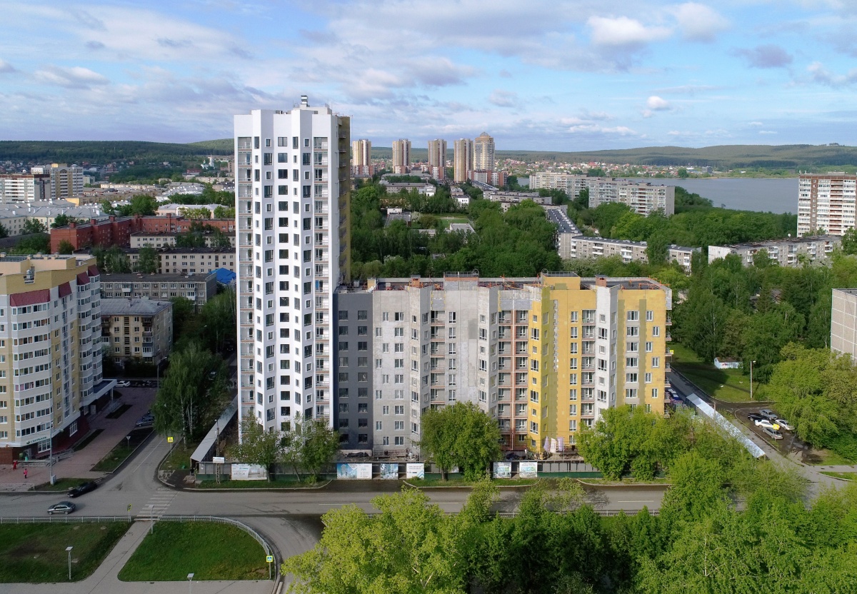 Город этажей екатеринбург. ЖК Альпы Екатеринбург Химмаш. ЖК Альпы Калининград. Альпийский микрорайон страны. Екатеринбург дома.