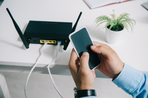 Уникальная платформа собирает верифицированные MAC-адреса через Wi-Fi Уникальная платформа собирает верифицированные MAC-адреса через Wi-Fi