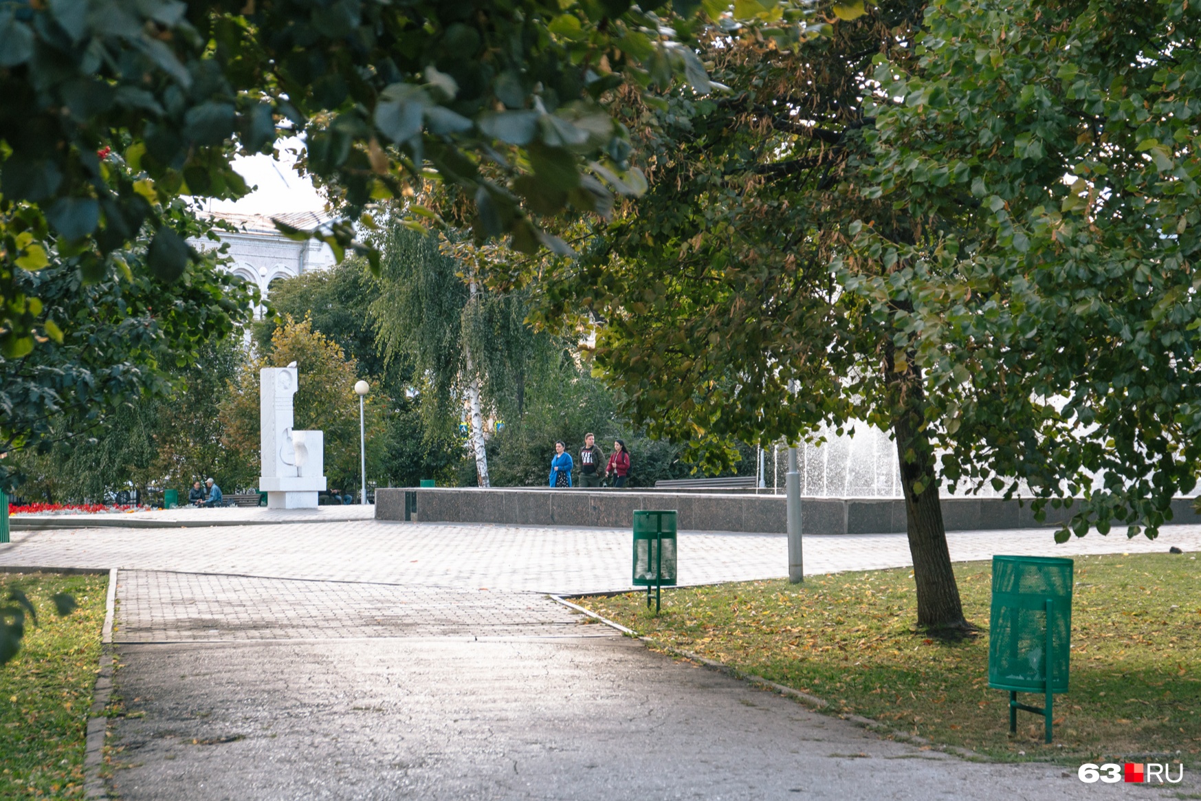 В Самаре сквер Высоцкого спрячут за двухметровым забором