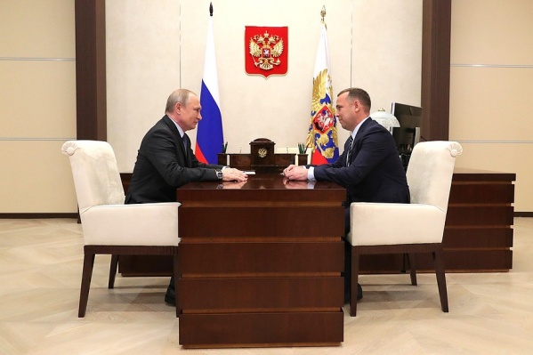 Владимир Путин считает зарплаты в Курганской области крайне низкими Владимир Путин считает зарплаты в Курганской области крайне низкими