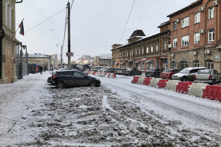 Снежная каша под ногами образовалась в Челябинске после плюсовых температур