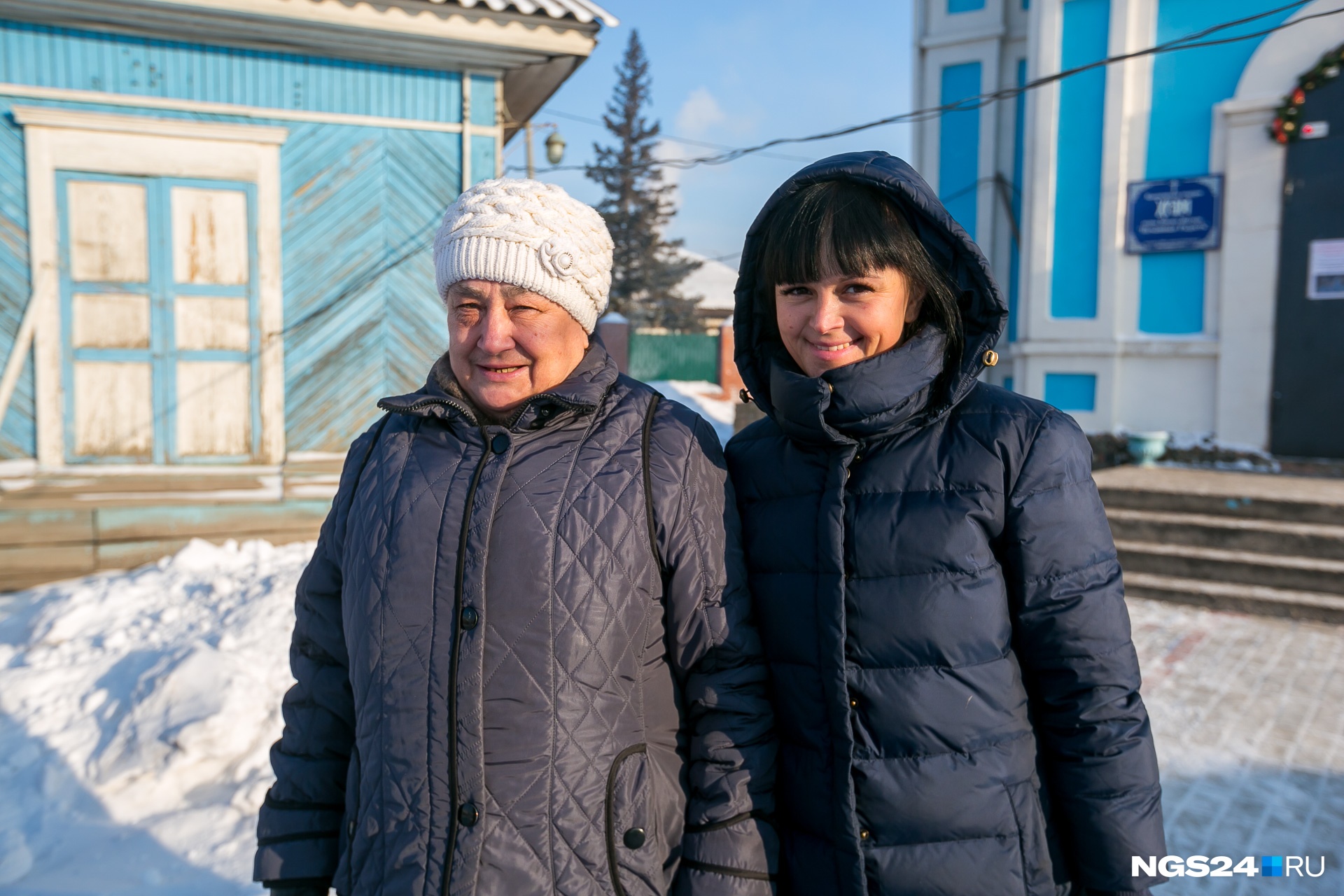 Женщины набрали почти 11 литров в храме у Солонцов Женщины набрали почти 11 литров в храме у Солонцов