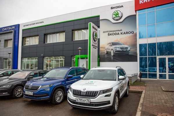 В ŠKODA KAROQ предусмотрен как передний привод, так и полный, а также три варианта КПП — классическая механическая и две традиционные роботизированные В ŠKODA KAROQ предусмотрен как передний привод, так и полный, а также три варианта КПП — классическая механическая и две традиционные роботизированные