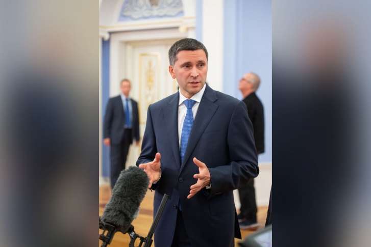 Дмитрий Кобылкин планирует прилететь в Челябинск для обсуждения экологических проблем. Но, похоже, не всех Дмитрий Кобылкин планирует прилететь в Челябинск для обсуждения экологических проблем. Но, похоже, не всех