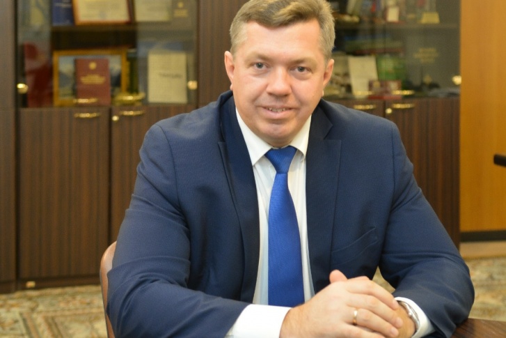 Владислав Миронов ушел с поста главы района Владислав Миронов ушел с поста главы района