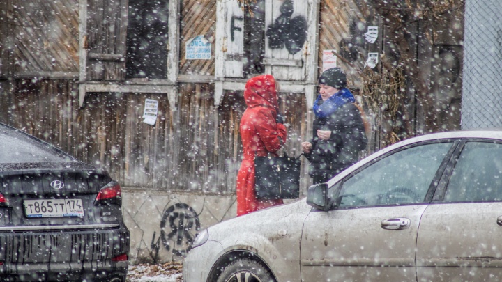 Потеплеет на полдня: в Челябинскую область вернутся снег, град и сильный ветер