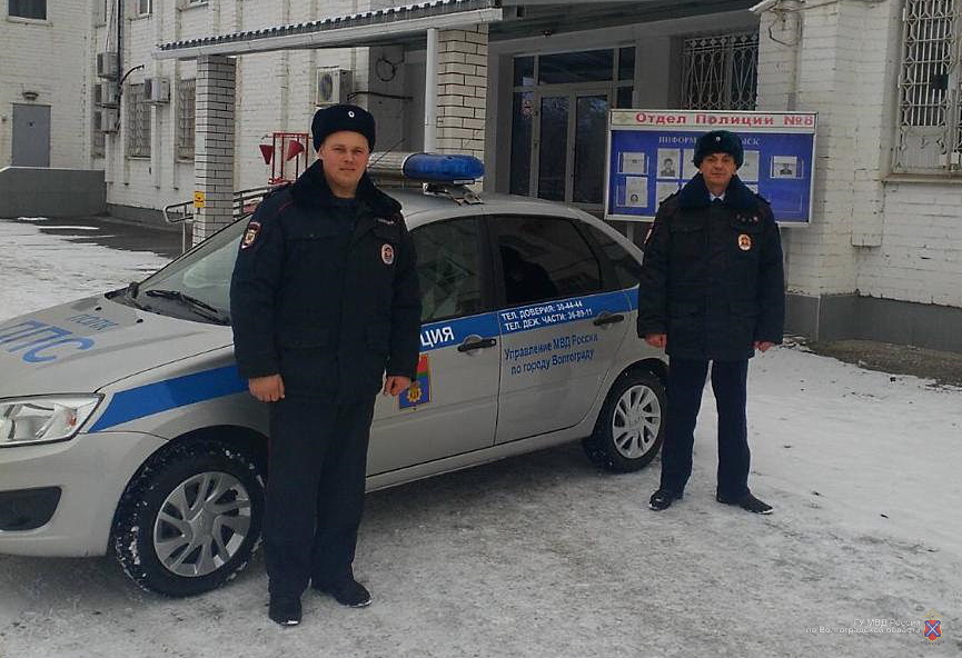 Стоял посреди улицы совсем один: в Волгограде заблудился пятилетний малыш