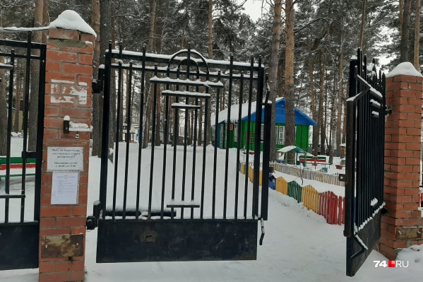 Первых пациентов, по данным наших читателей, завезли накануне вечером Первых пациентов, по данным наших читателей, завезли накануне вечером