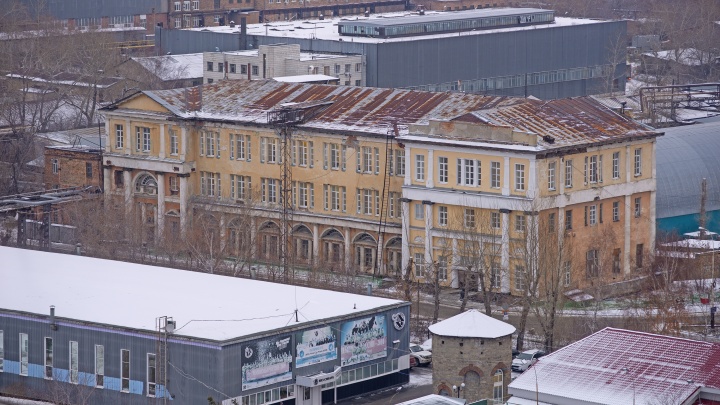 Закрытая территория: изучаем цеха Верх-Исетского завода, построенные 200 лет назад
