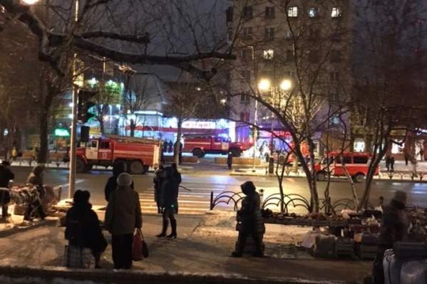 На первом этаже дома находится супермаркет «Магнит»<br> На первом этаже дома находится супермаркет «Магнит»<br>