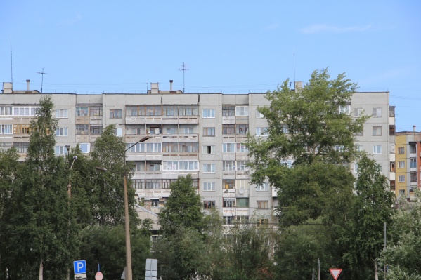 Свое жилье, авто и возможность хоть иногда выбраться из области — мечты нехитрые. Но для многих — не очень достижимые Свое жилье, авто и возможность хоть иногда выбраться из области — мечты нехитрые. Но для многих — не очень достижимые
