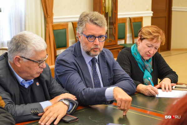 Круглый стол по проблемам онкологии Круглый стол по проблемам онкологии