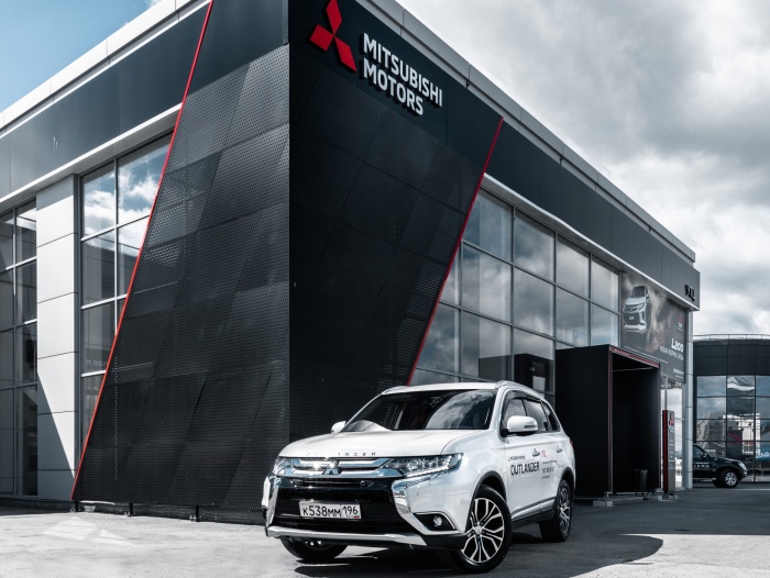 Если Mitsubishi — то на Металлургов, 65 Если Mitsubishi — то на Металлургов, 65