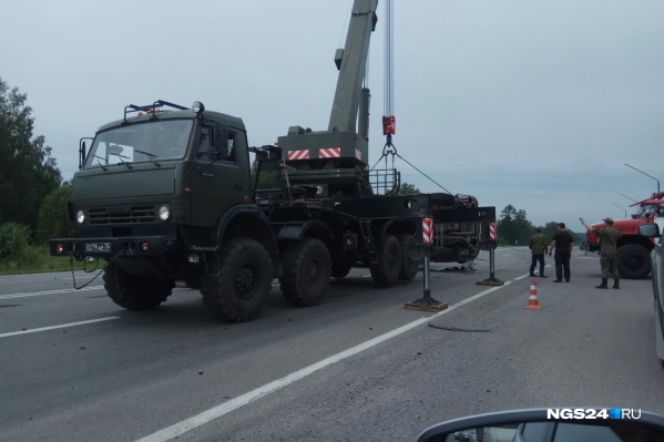 Авария произошла утром в пятницу Авария произошла утром в пятницу