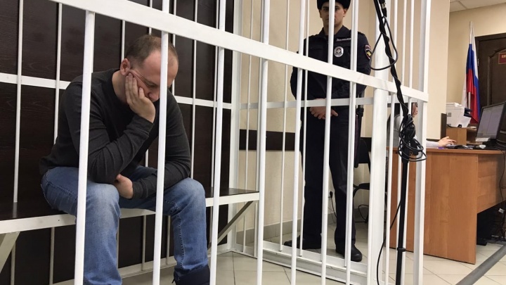 Страдания мальчика, стоявшего коленями на гречке, оценили в 400 тысяч рублей