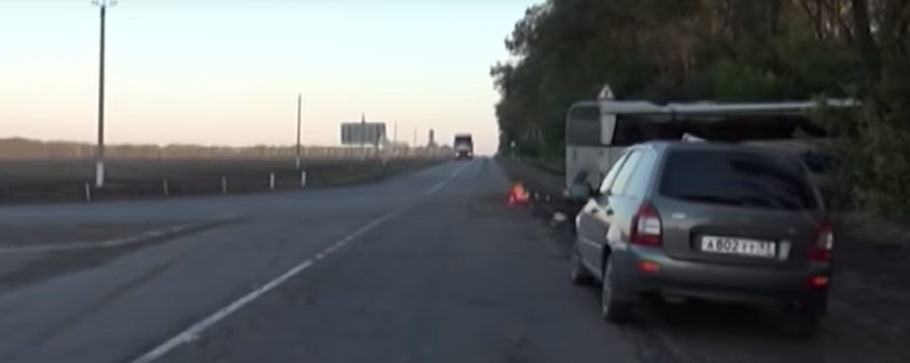 Водитель не вписался в поворот Водитель не вписался в поворот