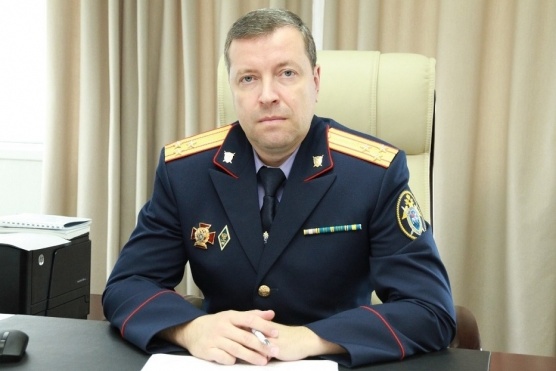 Вострецов передал Бусылко 1,8 млн рублей Вострецов передал Бусылко 1,8 млн рублей