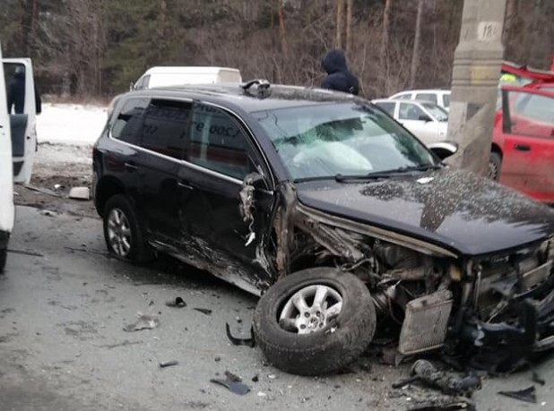 Какова доля вины водителя Volkswagen Touareg в этой аварии?