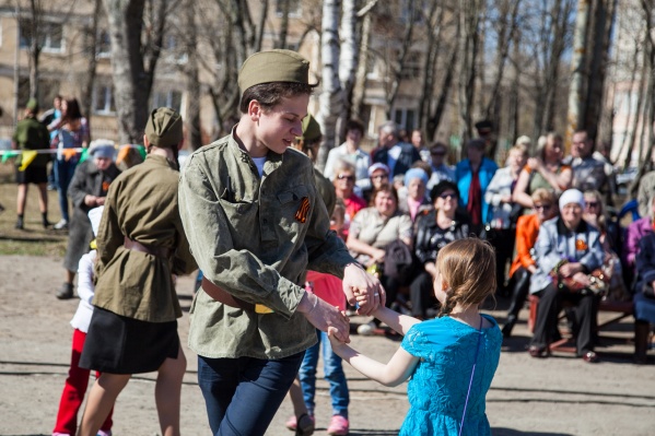 Главные праздничные события развернутся на площади Профсоюзов, площади Мира и Красной пристани Главные праздничные события развернутся на площади Профсоюзов, площади Мира и Красной пристани