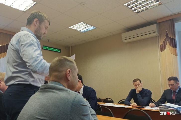 Следующее заседание отложили на неопределенный срок Следующее заседание отложили на неопределенный срок