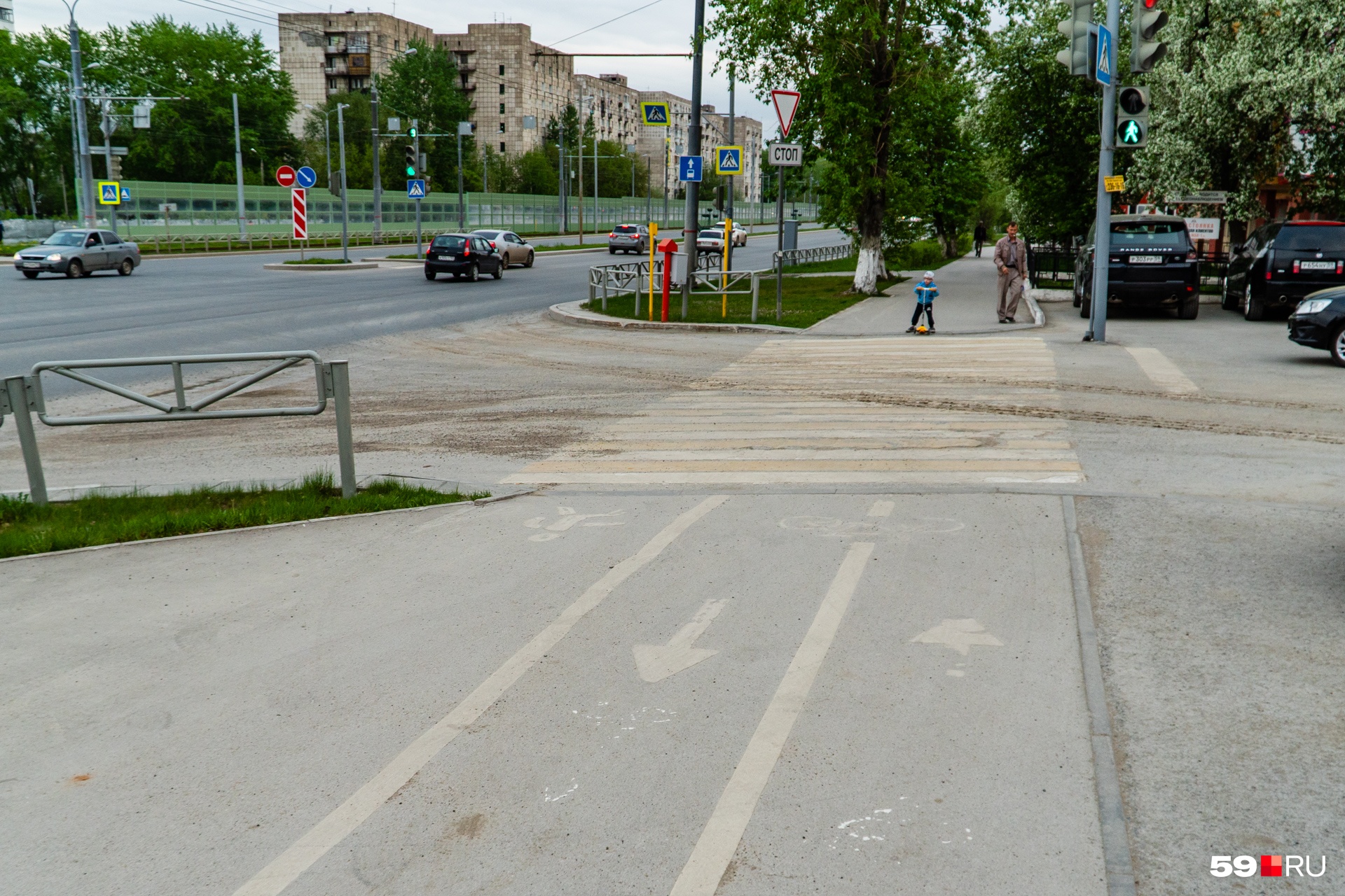 Велодорожка как будто заканчивается Велодорожка как будто заканчивается