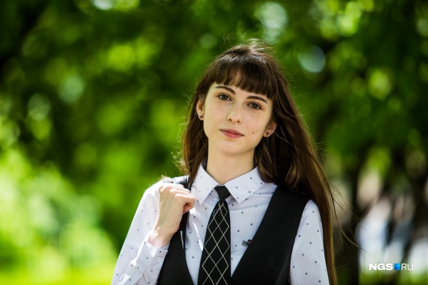 Анна Гребёнкина — единственная, кто сегодня сдавал ЕГЭ по китайскому в Новосибирске Анна Гребёнкина — единственная, кто сегодня сдавал ЕГЭ по китайскому в Новосибирске