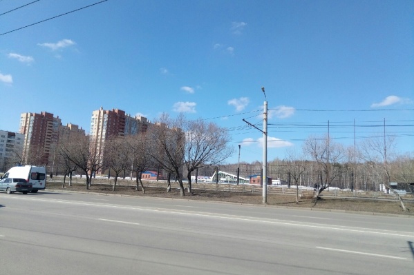 Лыжная база находится на Комсомольском проспекте, 92 Лыжная база находится на Комсомольском проспекте, 92