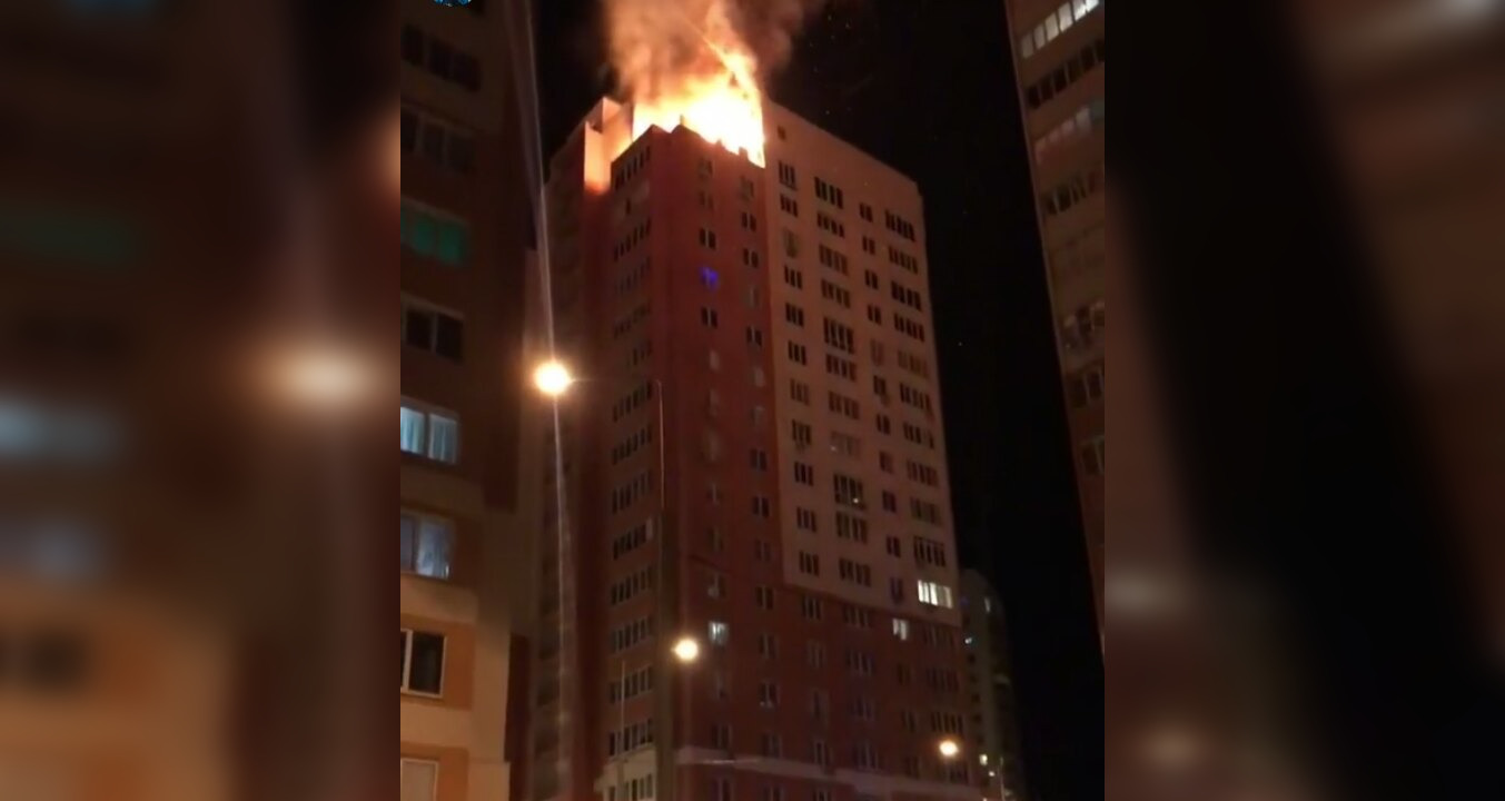 Ночной пожар: в Самаре на пятой просеке горел пентхаус на 19-м этаже