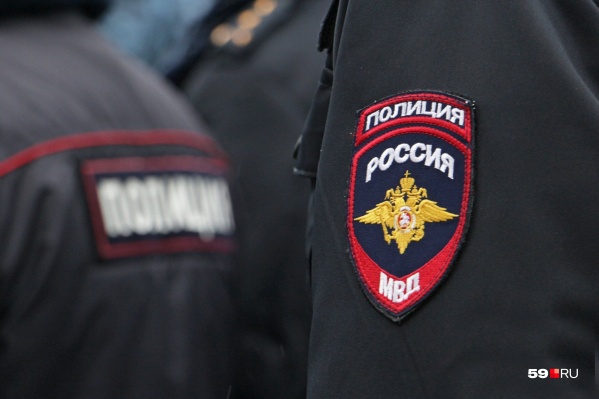 Полицейских поощрили по просьбе отца пострадавшего Полицейских поощрили по просьбе отца пострадавшего