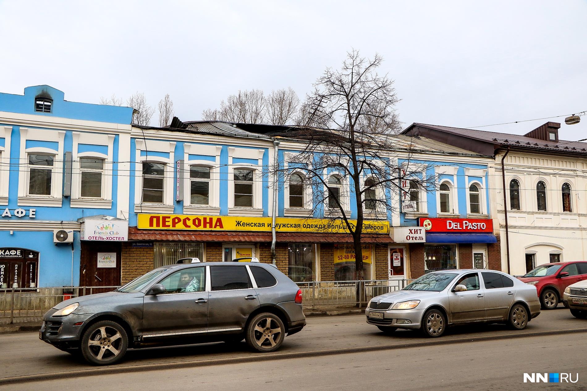 Кровлю до сих пор не восстановили Кровлю до сих пор не восстановили