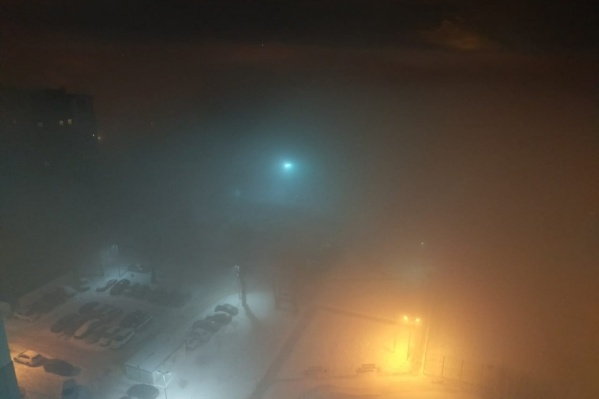 Такая картина наблюдалась во всех районах города и даже за его пределами Такая картина наблюдалась во всех районах города и даже за его пределами