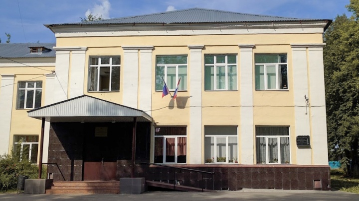 Пермский краевой суд оставил в силе штраф поставщику питания, из-за которого заболели 137 детей