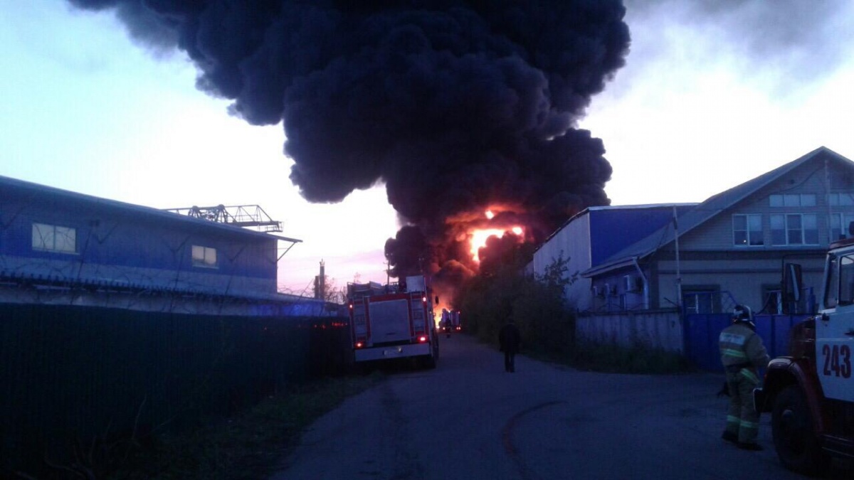 Во время пожара пострадали два человека Во время пожара пострадали два человека