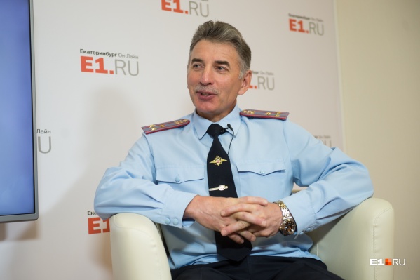 Юрий Демин приходил в редакцию E1.RU <a href="https://www.e1.ru/news/spool/news_id-446344-section_id-147.html" target="_blank" class="_">на прямые эфиры</a> и даже <a href="https://www.e1.ru/news/spool/news_id-479558.html" target="_blank" class="_">вручал нашу народную премию</a> Юрий Демин приходил в редакцию E1.RU <a href="https://www.e1.ru/news/spool/news_id-446344-section_id-147.html" target="_blank" class="_">на прямые эфиры</a> и даже <a href="https://www.e1.ru/news/spool/news_id-479558.html" target="_blank" class="_">вручал нашу народную премию</a>