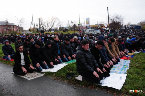 Мусульмане считают, что мечеть сможет сосуществовать на одной площадке с ледовой ареной Мусульмане считают, что мечеть сможет сосуществовать на одной площадке с ледовой ареной