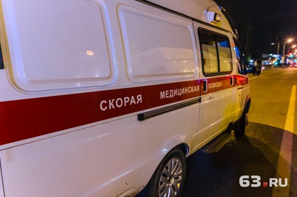 Врачи оказали детям первую помощь Врачи оказали детям первую помощь
