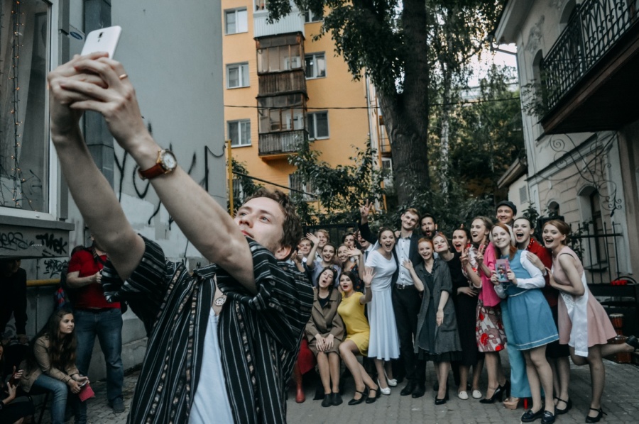 Музыка в гости. Музыка в гости. Музыка в гости. Здравствуйте гости песня. Слова к песне приходите в гости к нам.